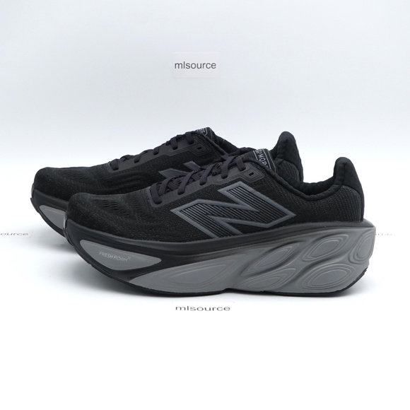 NEW Men's New Balance Fresh Foam X More v5 Sneakers MMORLK5 Black - Picture 1 of 7